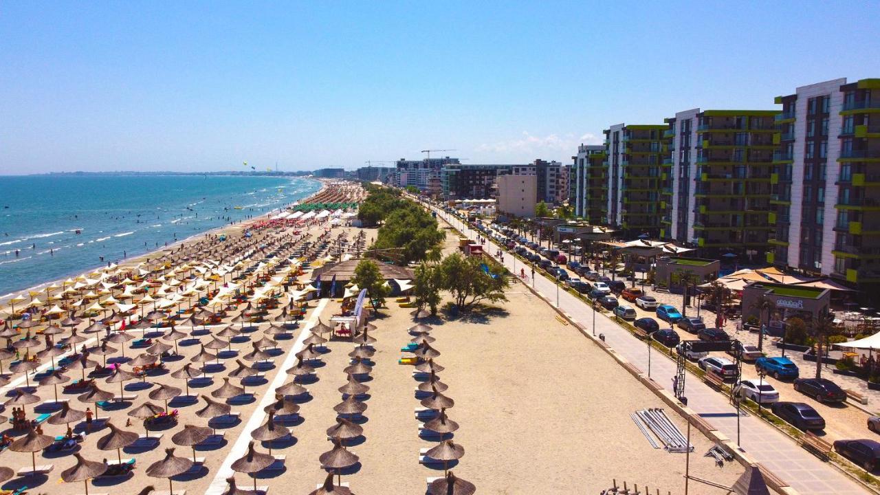 Fineloft Sea View Apartment-Spa N Pools Beach Resort Năvodari Eksteriør bilde