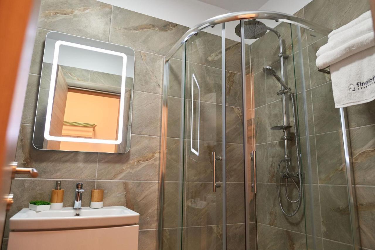Fineloft Sea View Apartment-Spa N Pools Beach Resort Năvodari Eksteriør bilde