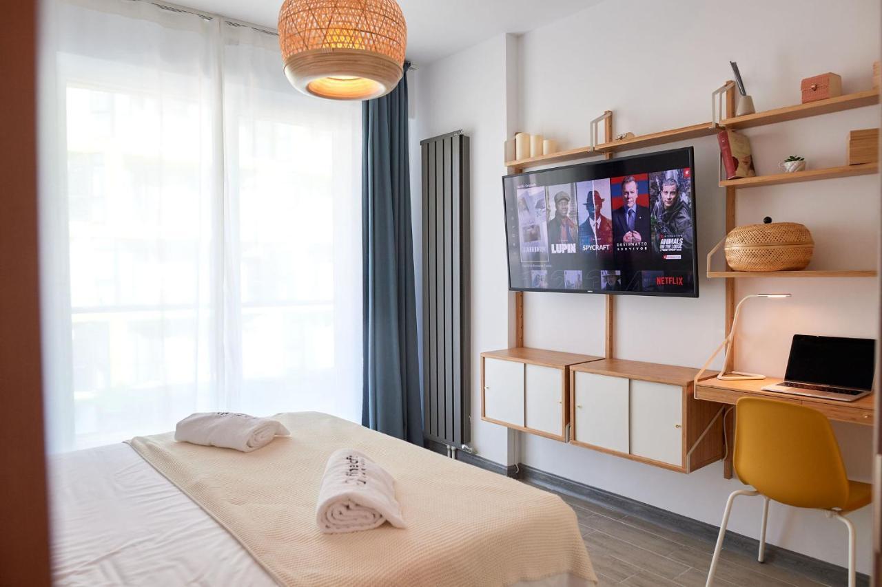 Fineloft Sea View Apartment-Spa N Pools Beach Resort Năvodari Eksteriør bilde